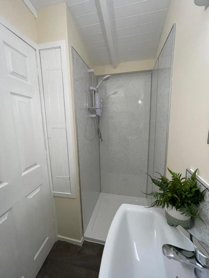 Kevara Shepherds Hut Finstown Exterior foto